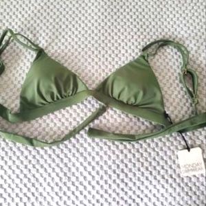 Monday swimwear bikini top